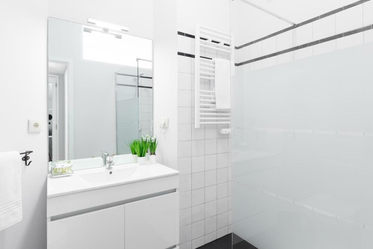 Gaia Metro-2 Bedrooms Вила-Нова-ди-Гая Экстерьер фото